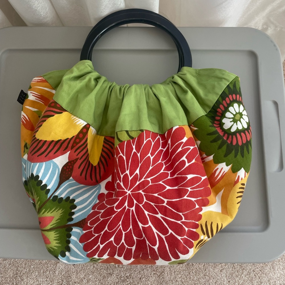 1154 Lill Studios- unique reversible bag with wooden handles